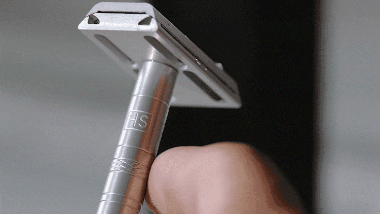 精密構造の両刃でスッキリ深剃り 高コスパを誇るシェーバー Henson が登場 ライフハッカー 日本版