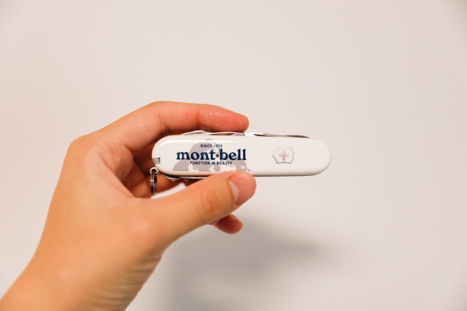 ビクトリノックス×mont-bell 「クライマー モンベルロゴ」 4,400円(税込)