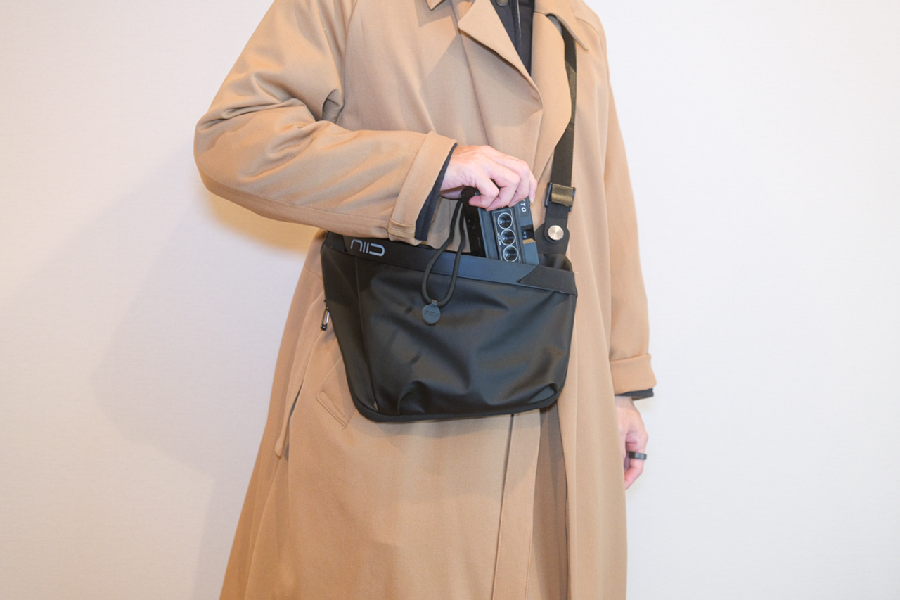 FINO IV | 超薄型30mm！脇下に完全フィットする多機能スリング FINO IV | 超薄型30mm！脇下に完全フィットする多機能スリング