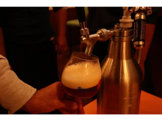 アウトドアで生ビールを堪能！ ビールサーバーとしても使える