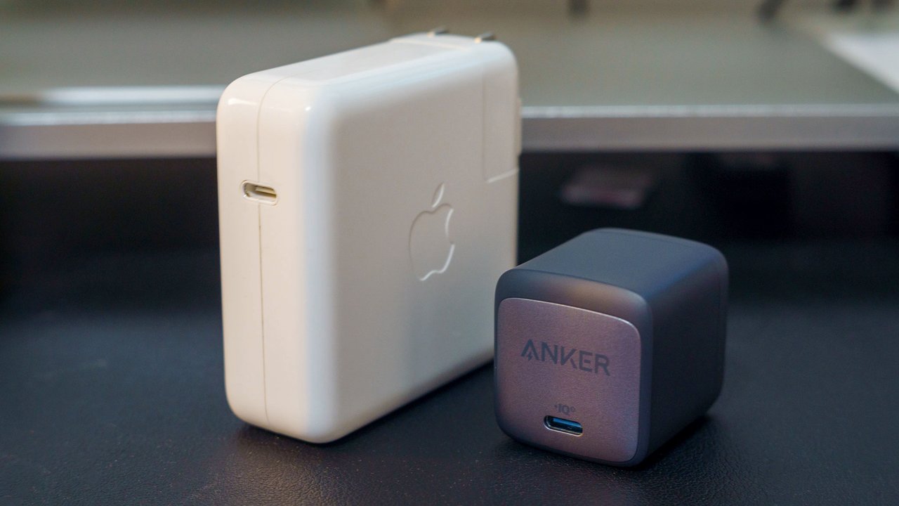 Apple純正 USB-C Power Adapter 67W A2518 スマホもPCもこれひとつでOK！